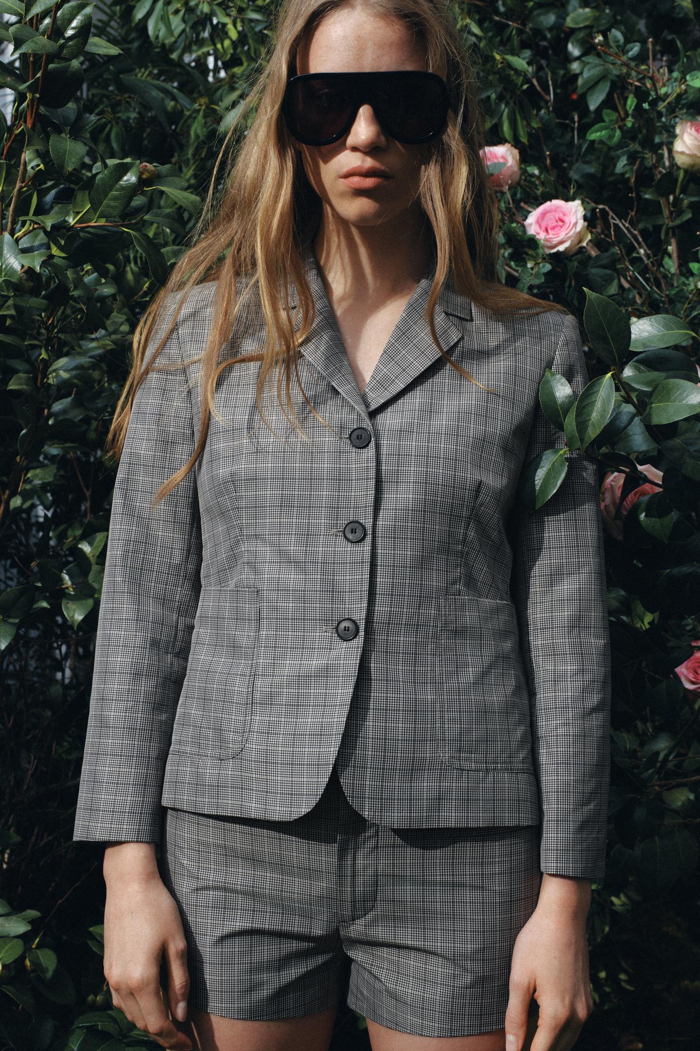 Women Product Image