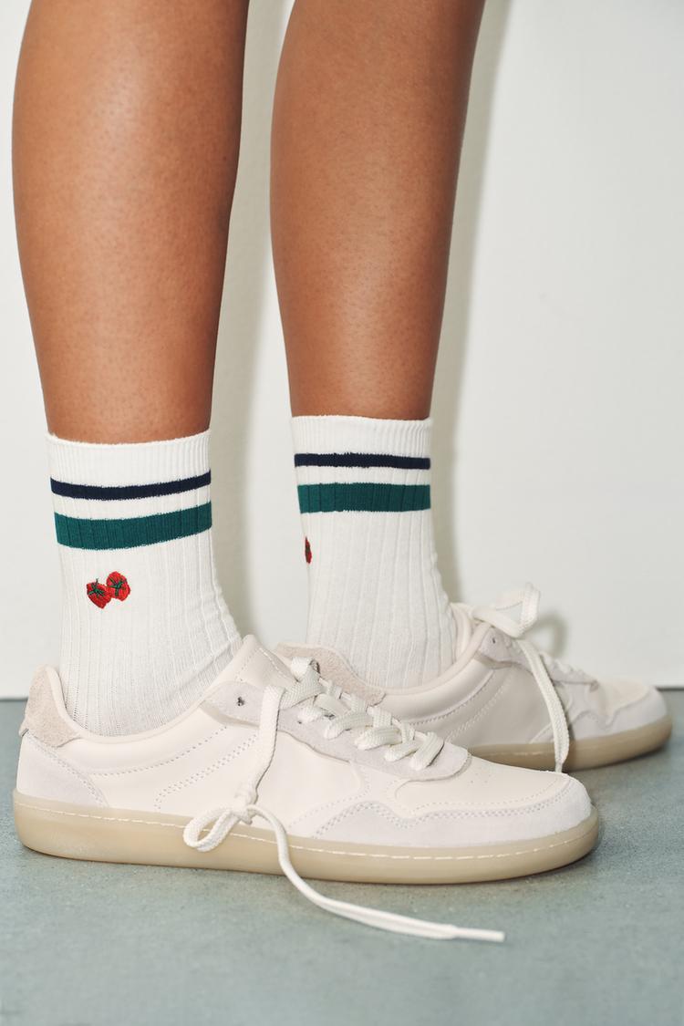 Women Product Image