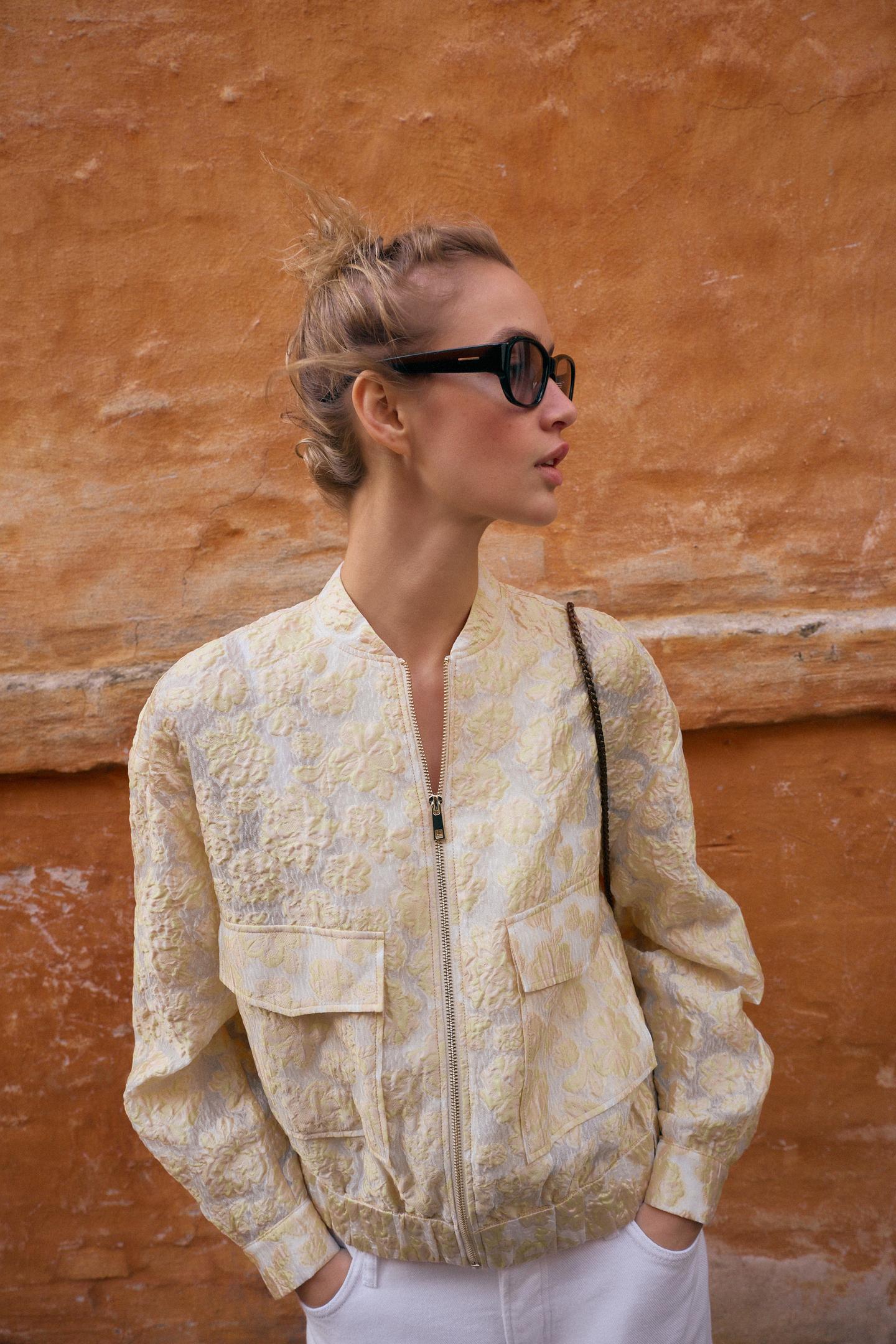 Women Product Image